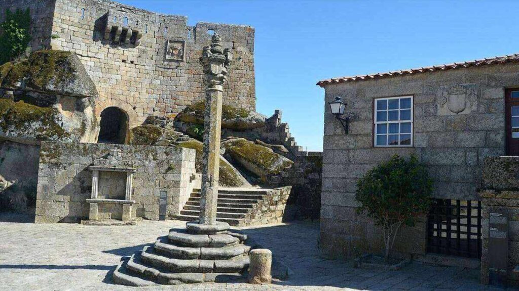 Sortelha Caminho Histórico Aldeia Medieval Portugal