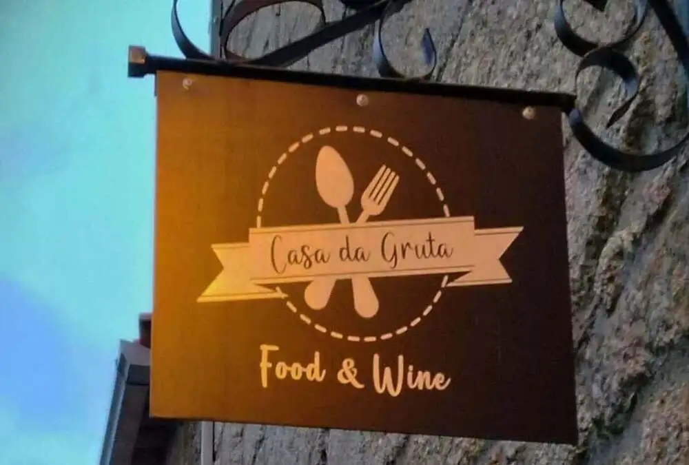 Casa da Gruta