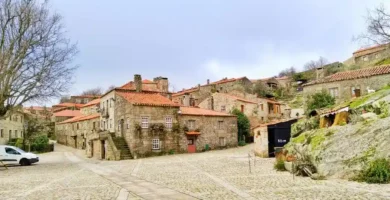 Sortelha: onde o tempo parece ter parado entre o granito e o silêncio das Aldeias Históricas.