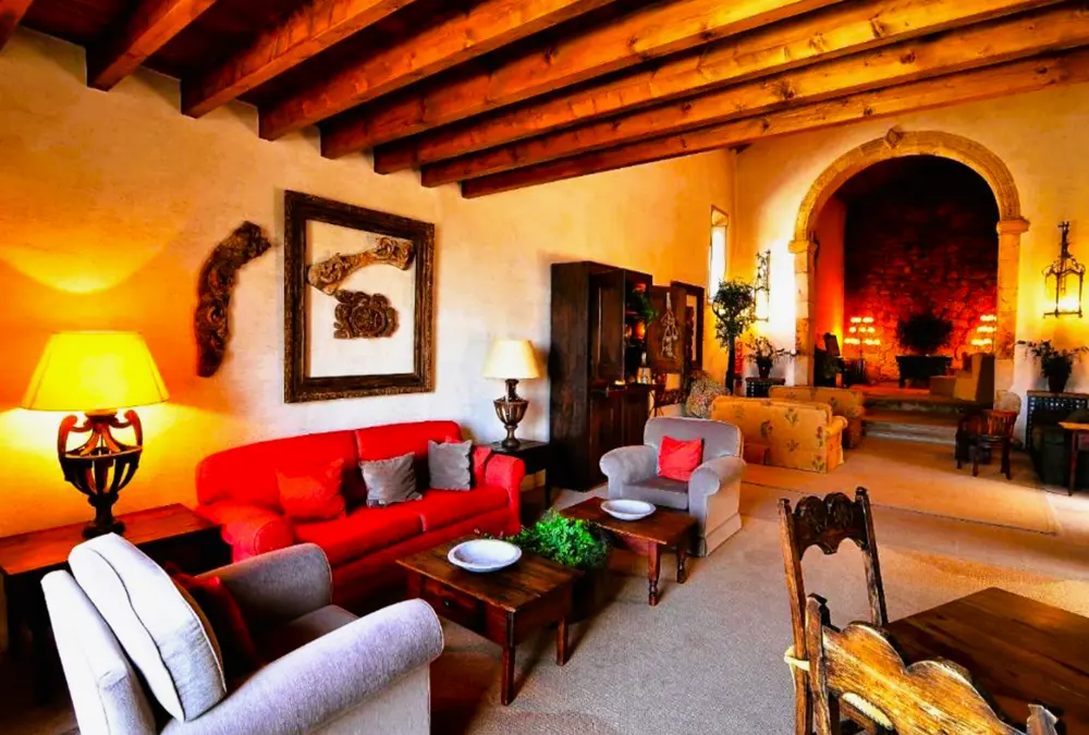 O conforto fidalgo numa das casas de campo da região.